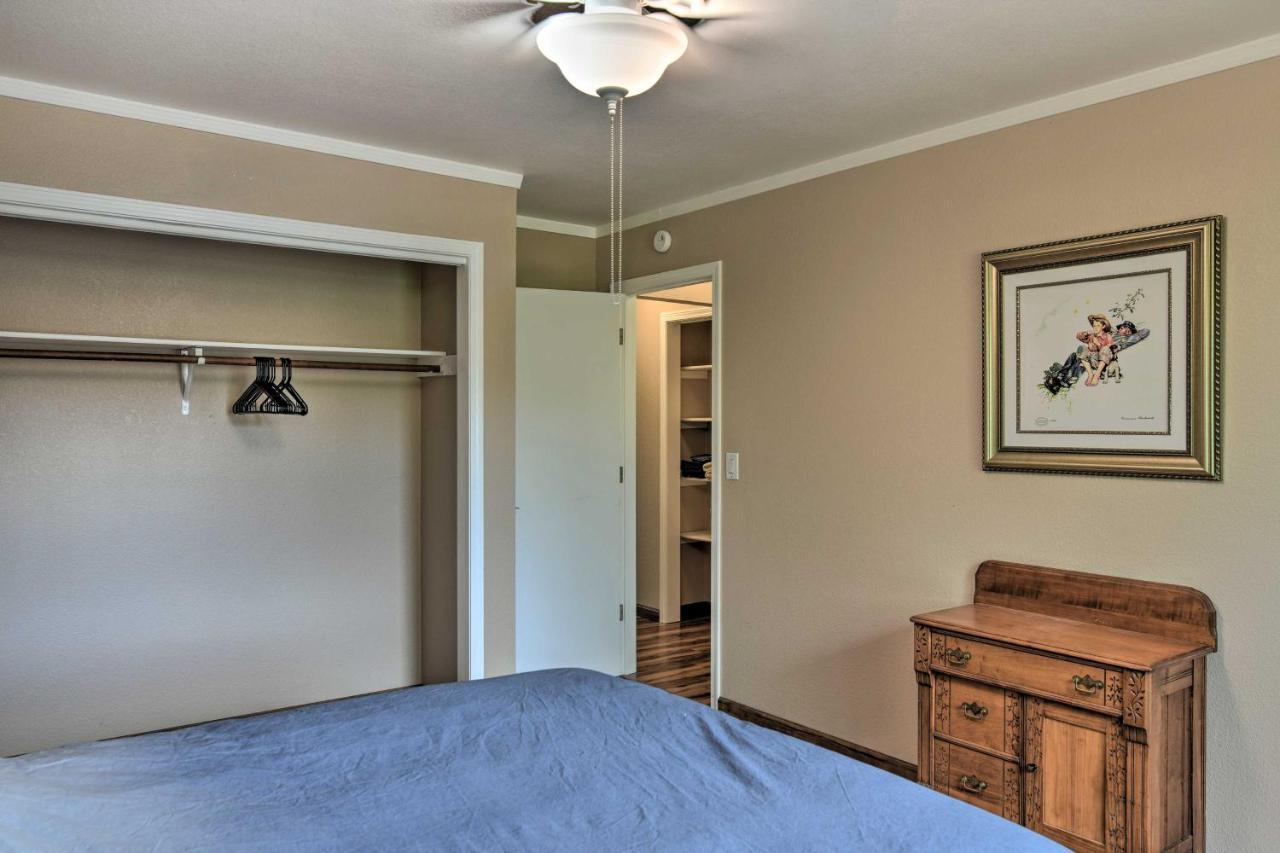 Pet Friendly Anchorage Retreat With Deck And Yard 빌라 외부 사진