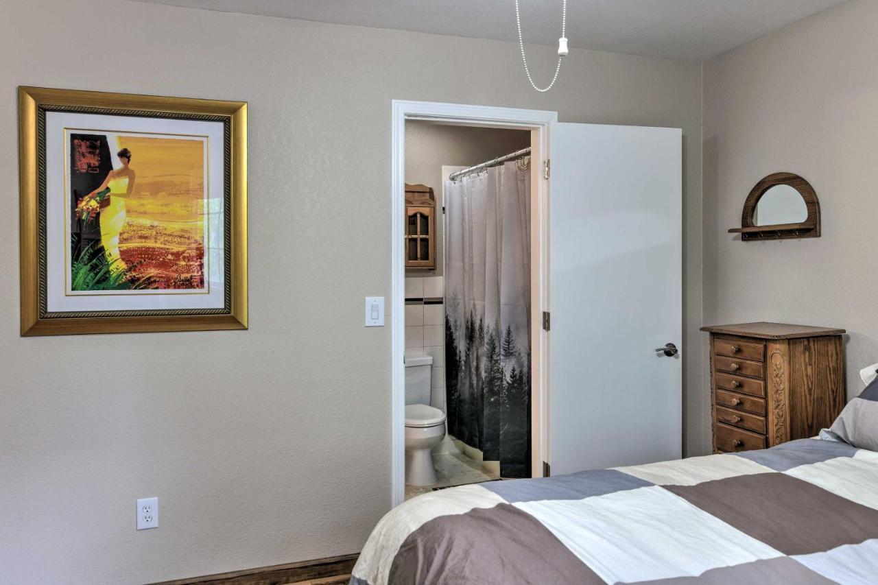 Pet Friendly Anchorage Retreat With Deck And Yard 빌라 외부 사진